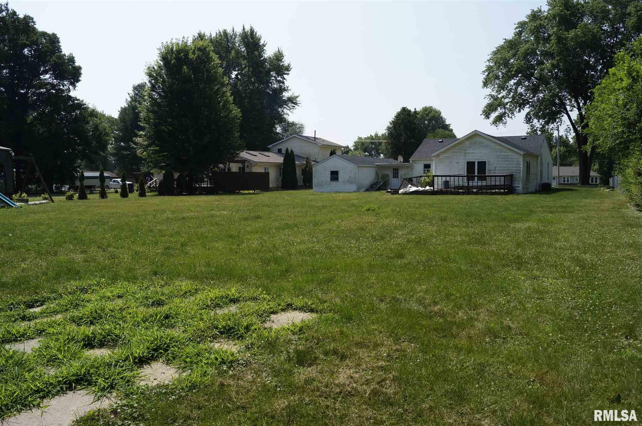 4821 West Middle Road Peoria, IL 61607 - Photo 8 of 10 Gallery Image 8