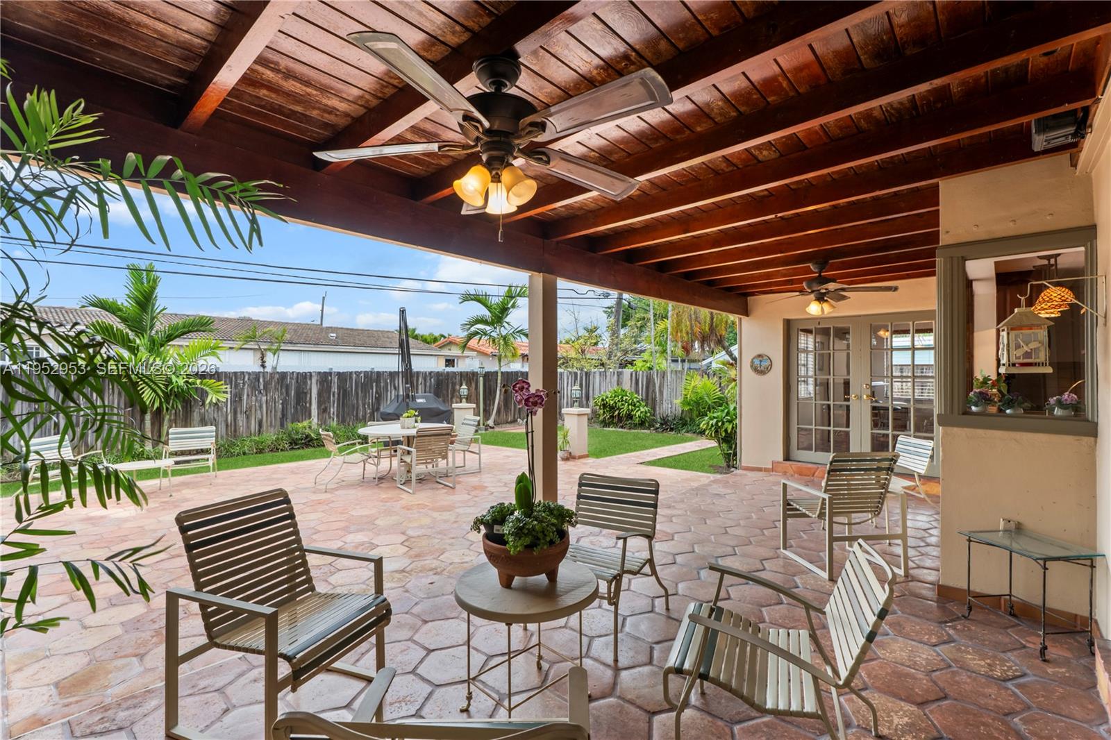 2232 Southwest 98th Place Miami, FL 33165 - Photo 19 of 21