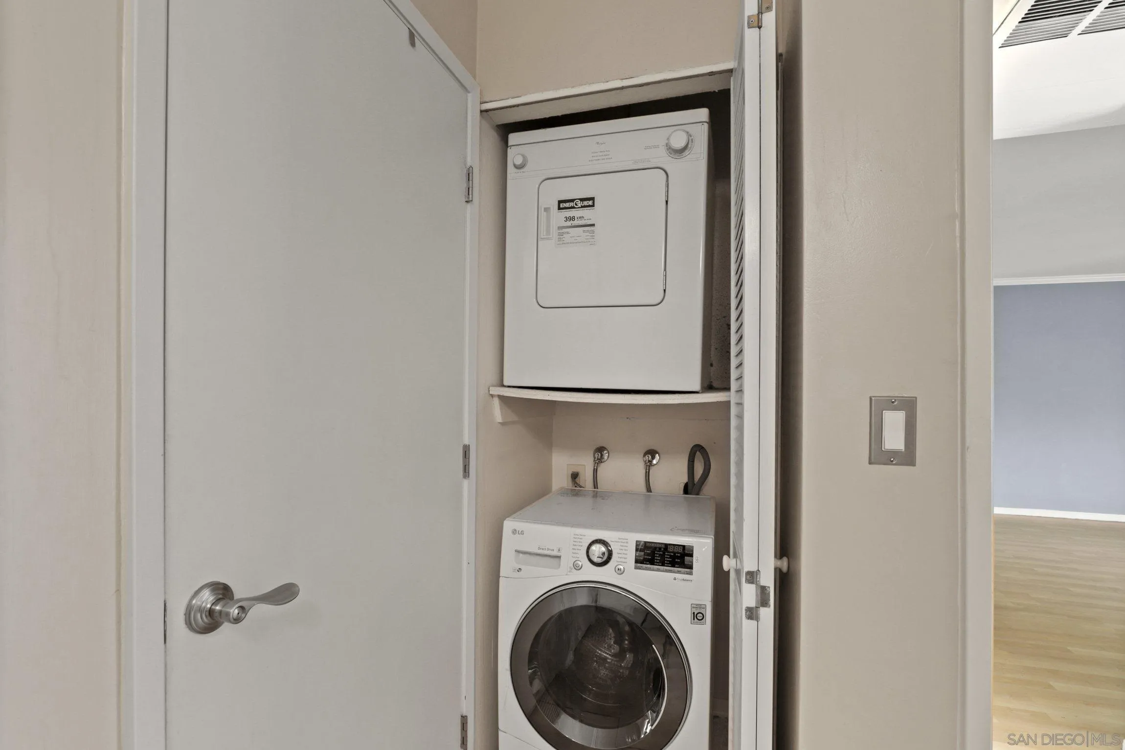 6757 Friars Road, Unit 13 San Diego, CA 92108 - Photo 13 of 15 a utility room with dryer and washer