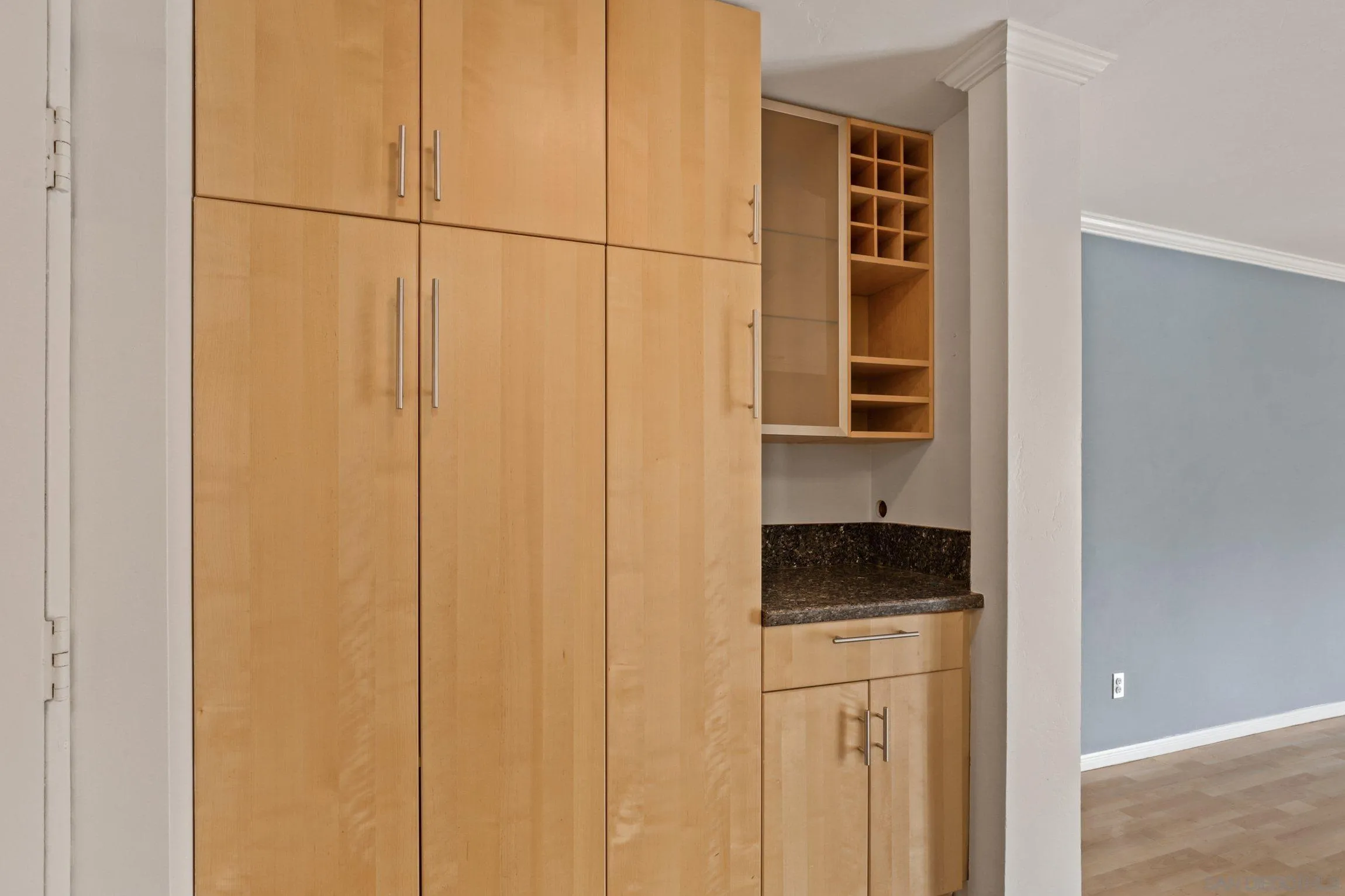 6757 Friars Road, Unit 13 San Diego, CA 92108 - Photo 8 of 15 a close view of a closet