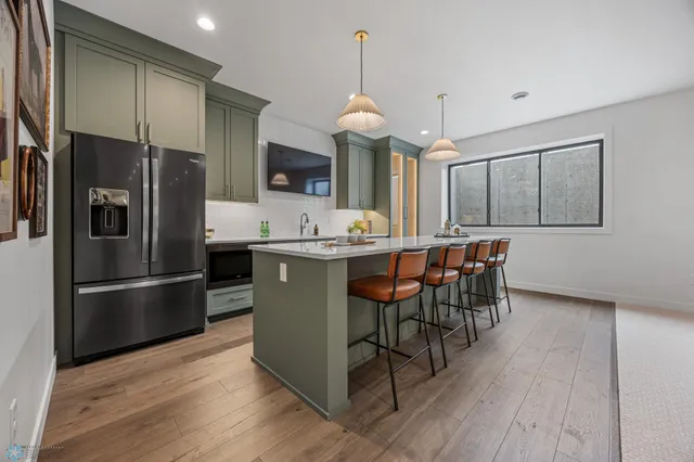 $799,900 | 605 Lorraine Way, Colfax, ND 58018