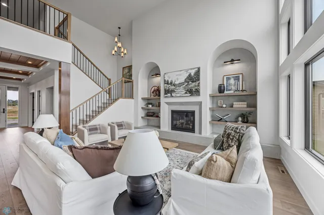 $799,900 | 605 Lorraine Way, Colfax, ND 58018