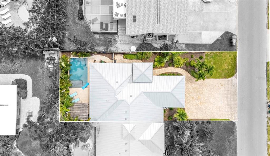 302 67th Street Holmes Beach, FL 34217 - Photo 32 of 38