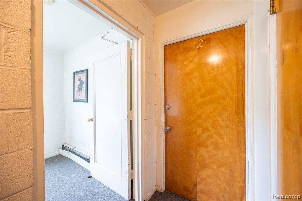 2704 West 13 Mile Road, Unit 12 Royal Oak, MI 48073 - Photo 18 of 20