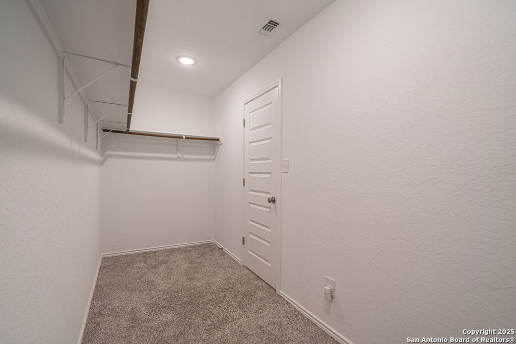 4422 Chandler Road, Unit 20 San Antonio, TX 78222 - Photo 31 of 38 a view of walk in closet