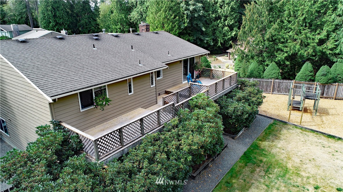 1903 169th Place Southeast Bothell, WA 98012 - Photo 2 of 20 Gallery Image 2