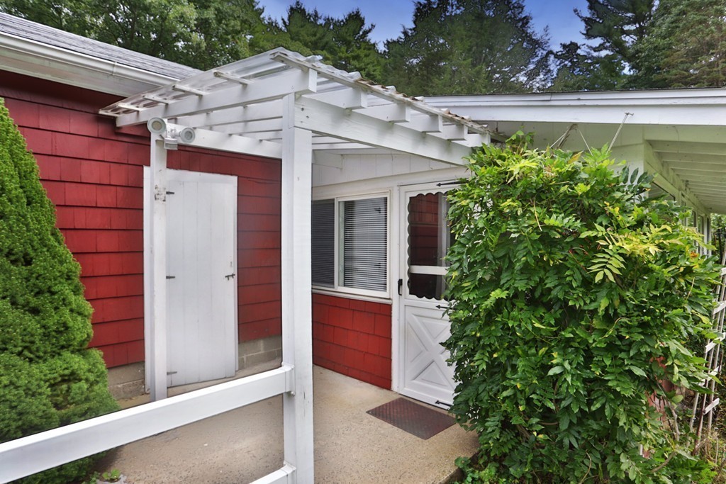 7 Stagecoach Road Topsfield, MA 01983 - Photo 23 of 26 view of house with outdoor space