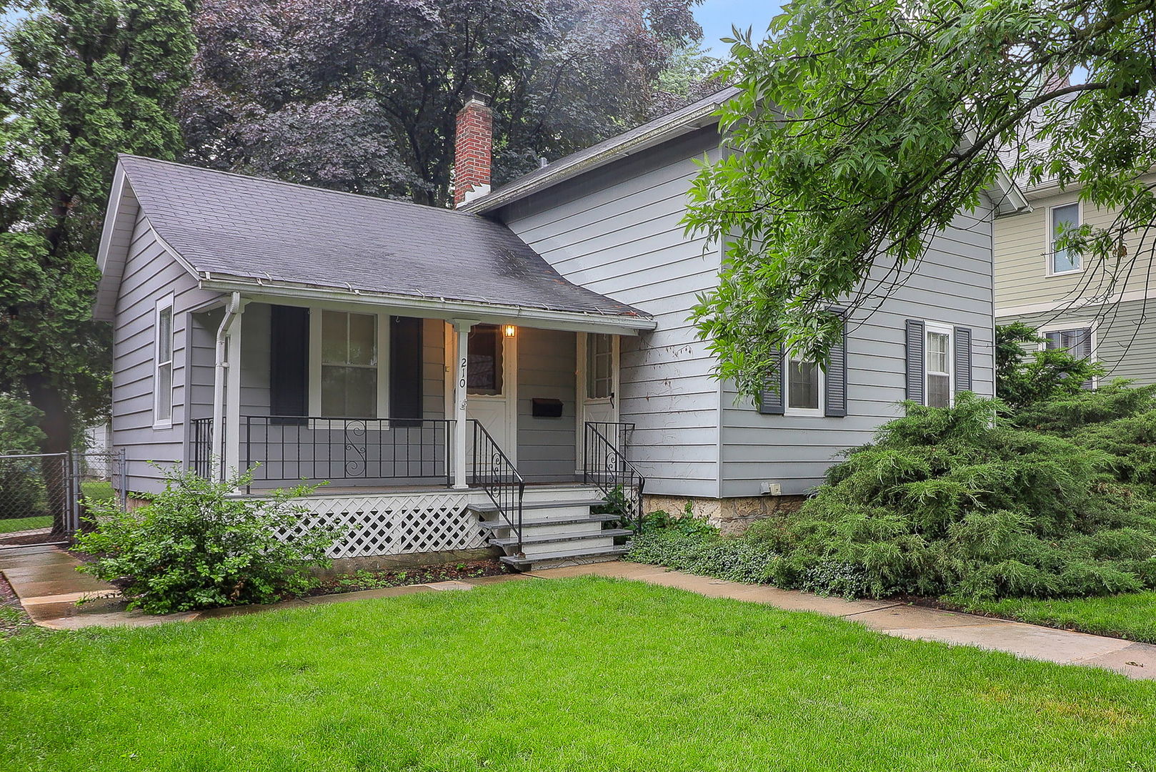 210 Spring Avenue Naperville, IL 60540 - Photo 1 of 19