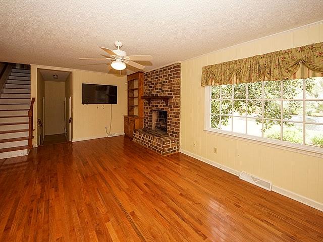 2341 Wofford Road Charleston, SC 29414 - Photo 17 of 44 C3E9A6EC-3CDB-4525-8B86-B824F28D406B