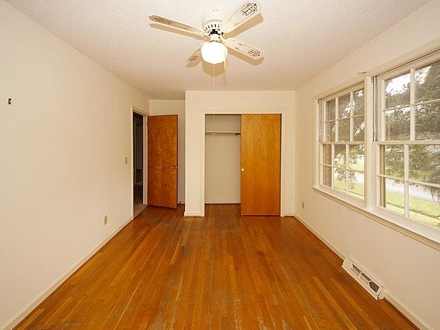2341 Wofford Road Charleston, SC 29414 - Photo 31 of 44 9C83B56D-6FAB-4AE2-8F1E-55E2BE60B1CE
