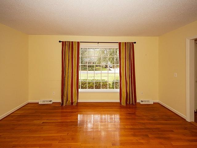 2341 Wofford Road Charleston, SC 29414 - Photo 7 of 44 9958A15A-CCCE-489C-9360-76DED03D815C