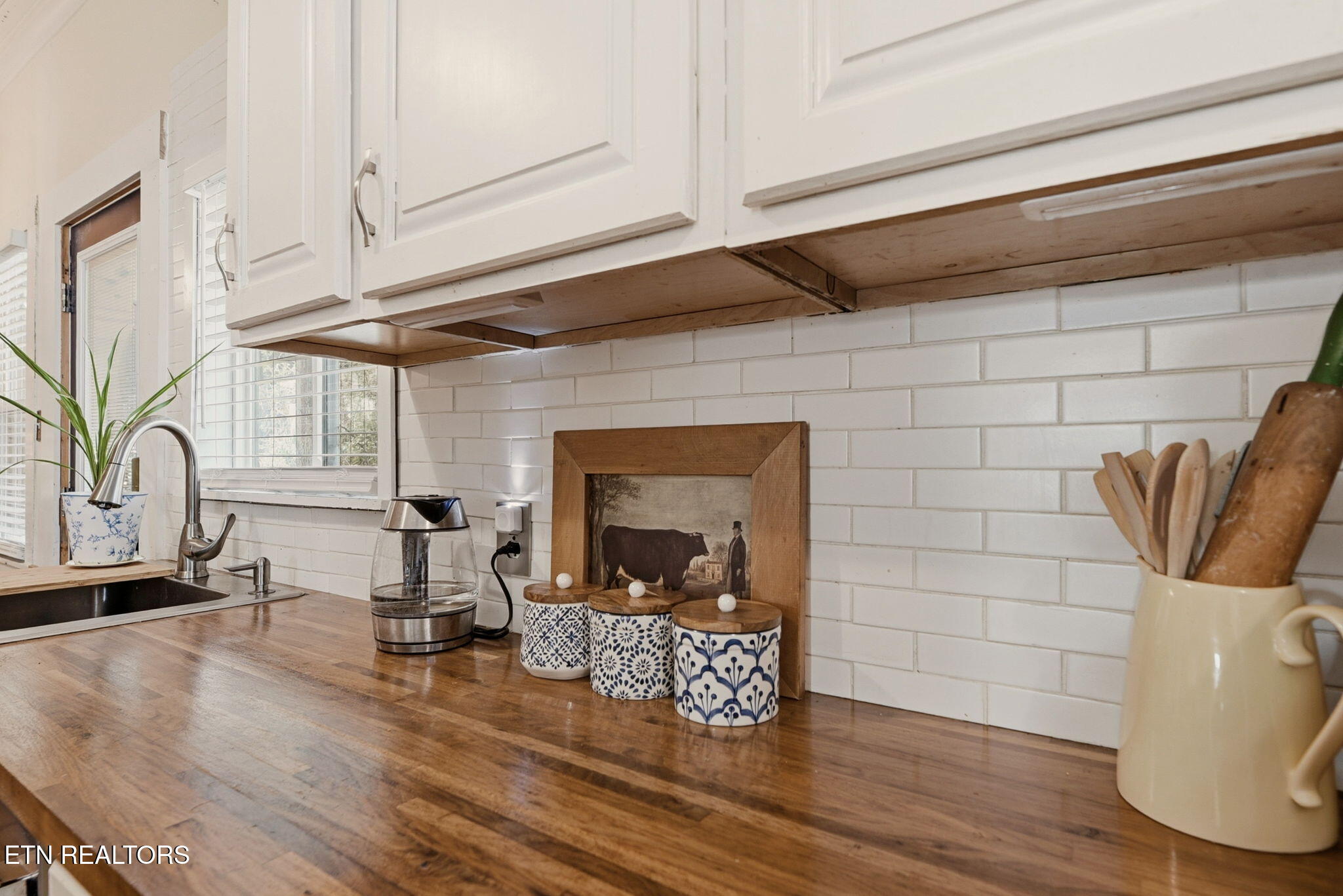 971 Maple Street Alcoa, TN 37701 - Photo 12 of 45 11 - Kitchen