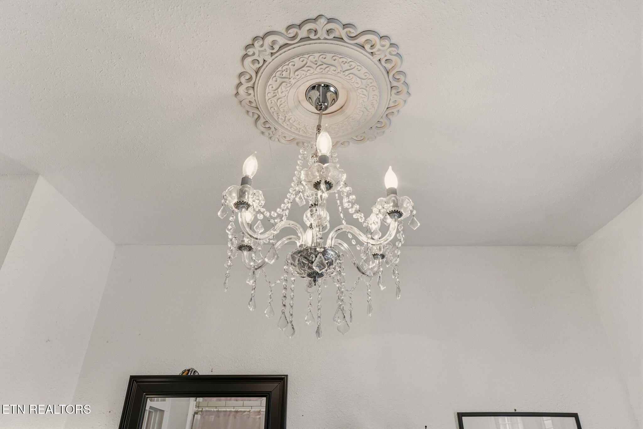 971 Maple Street Alcoa, TN 37701 - Photo 23 of 45 22 - Main Level Bath