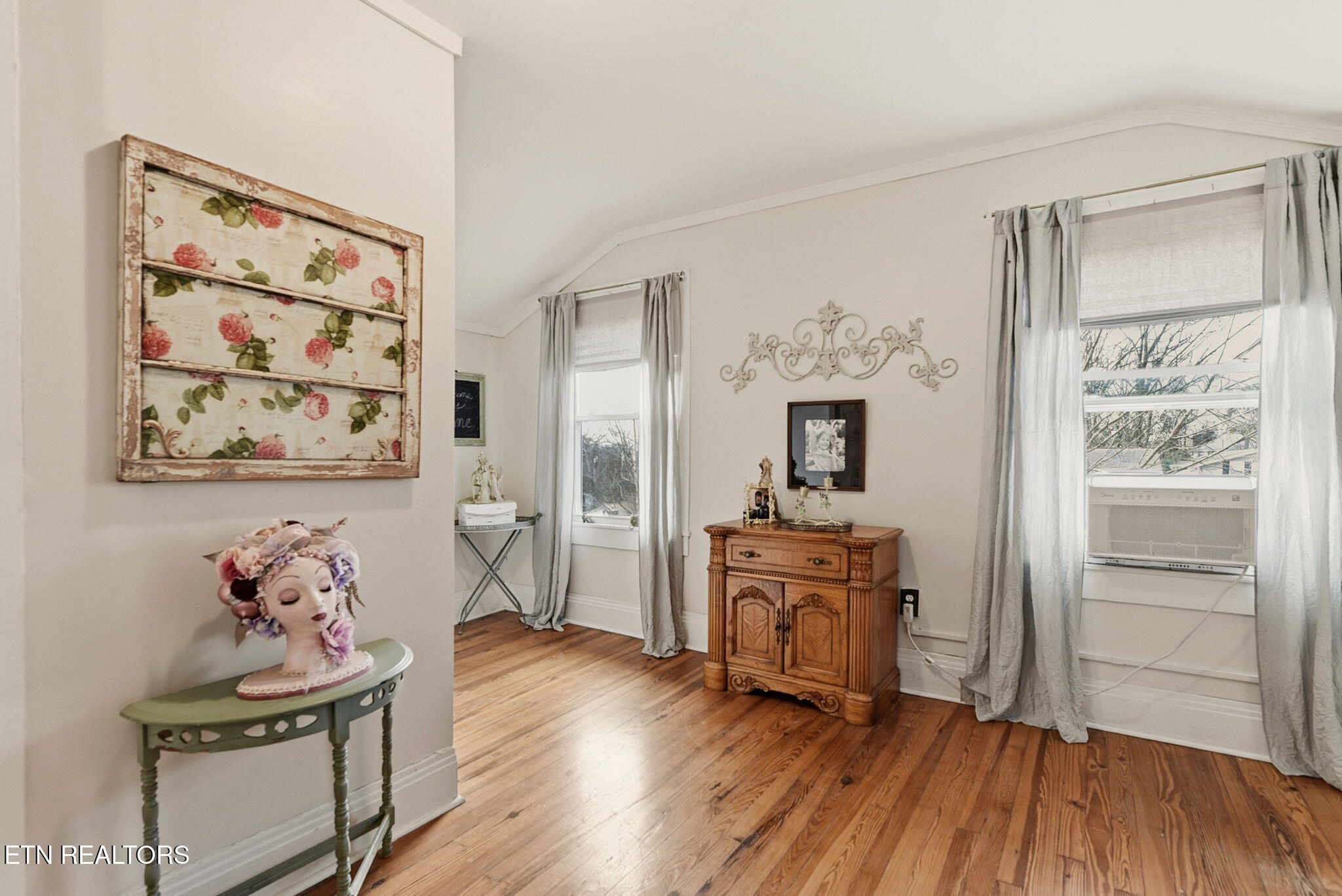 971 Maple Street Alcoa, TN 37701 - Photo 28 of 45 27 - 2nd Floor Flex Room