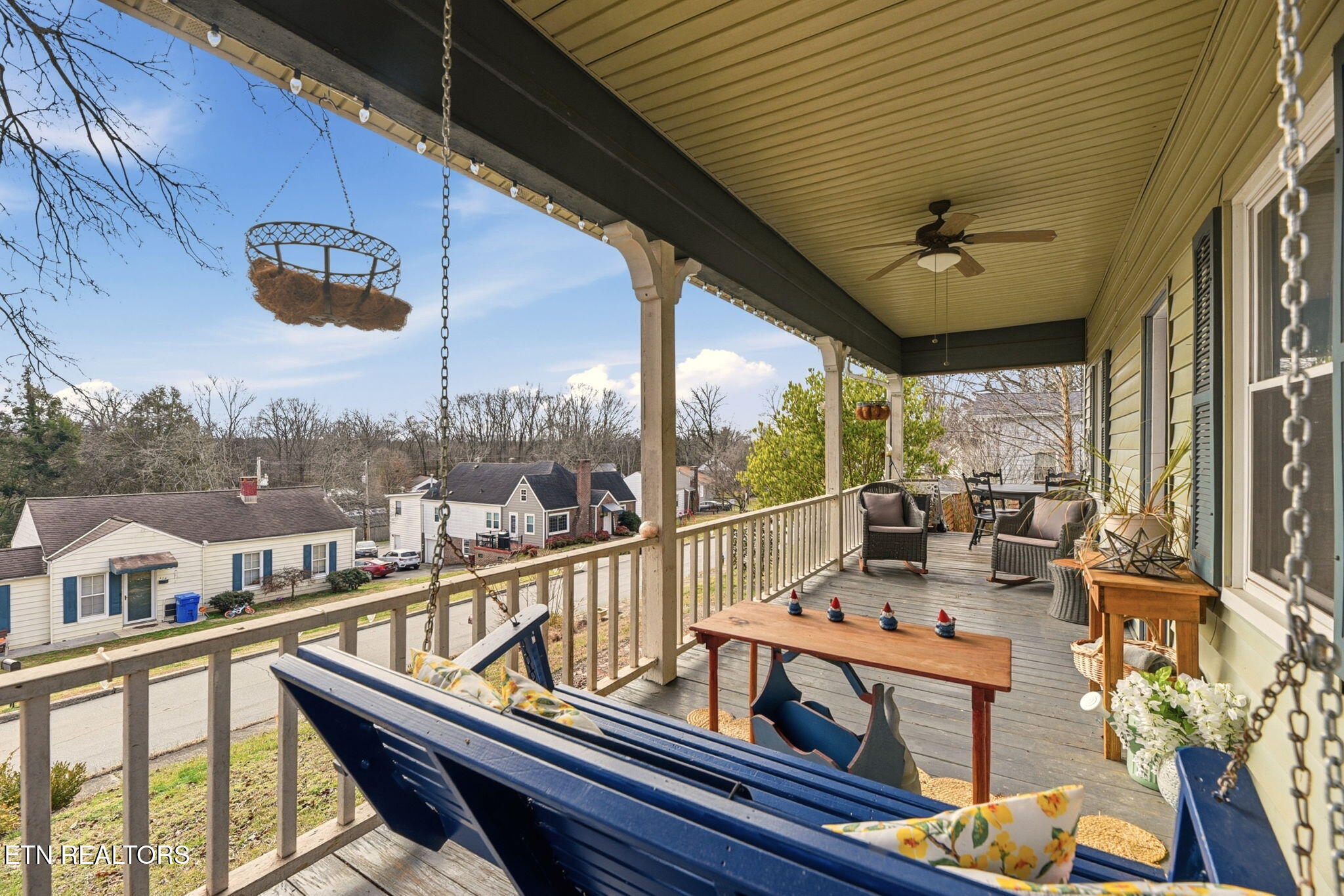 971 Maple Street Alcoa, TN 37701 - Photo 3 of 45 3 - Front Porch
