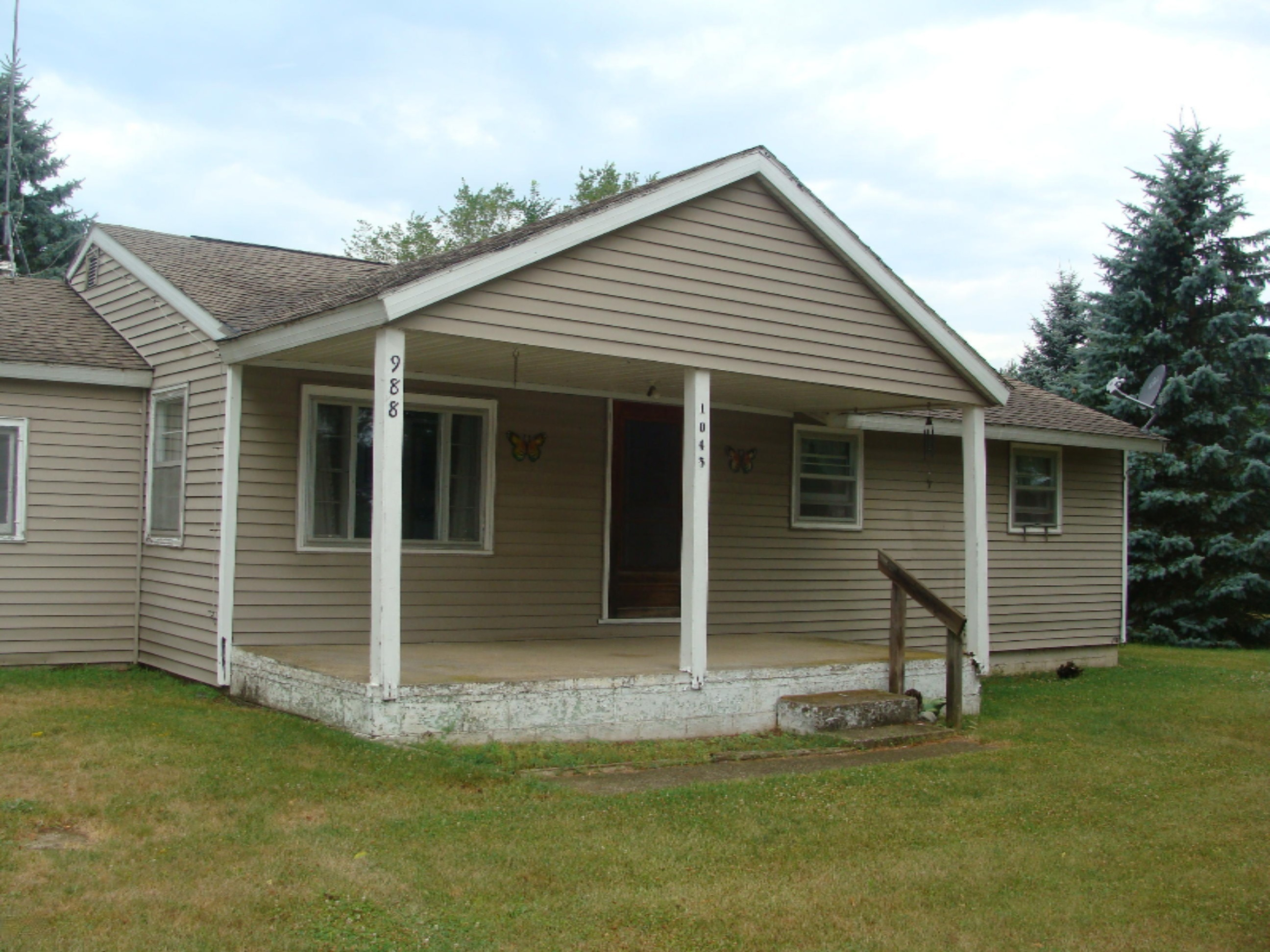 988 Somers Road Lyons, MI 48851 - Photo 2 of 20 DSC07751