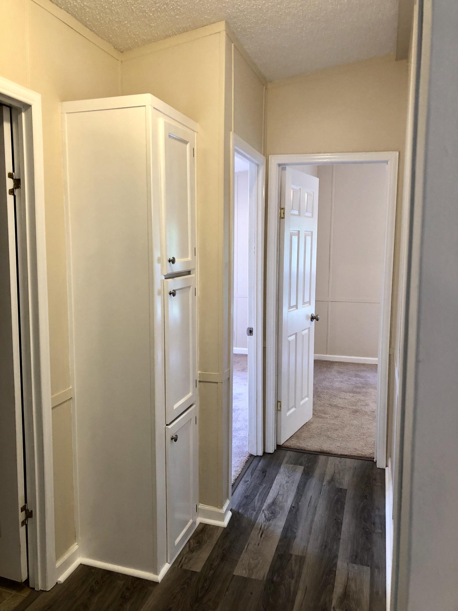 7725 Pleasant Grove Road Round O, SC 29474 - Photo 24 of 36 Hallway