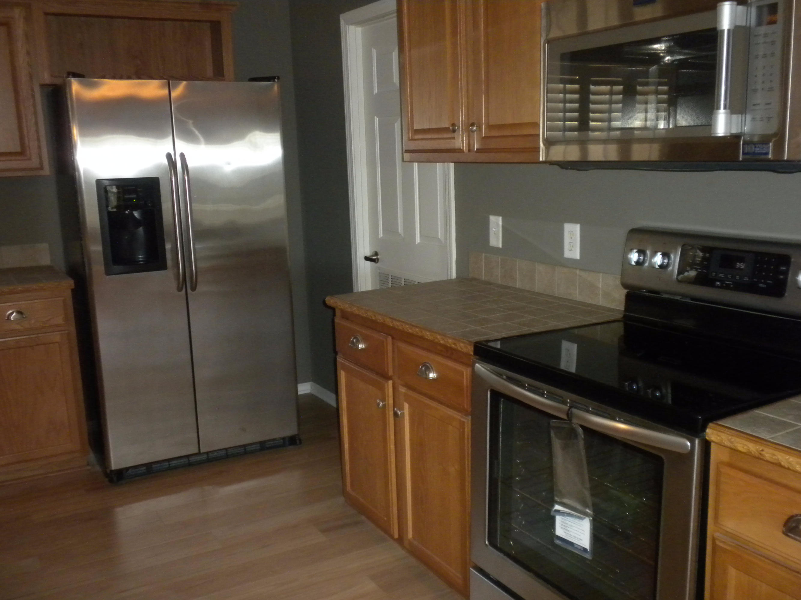 434 Miller Road Clinton, TN 37716 - Photo 37 of 40 Stainless Steel Refridgerator