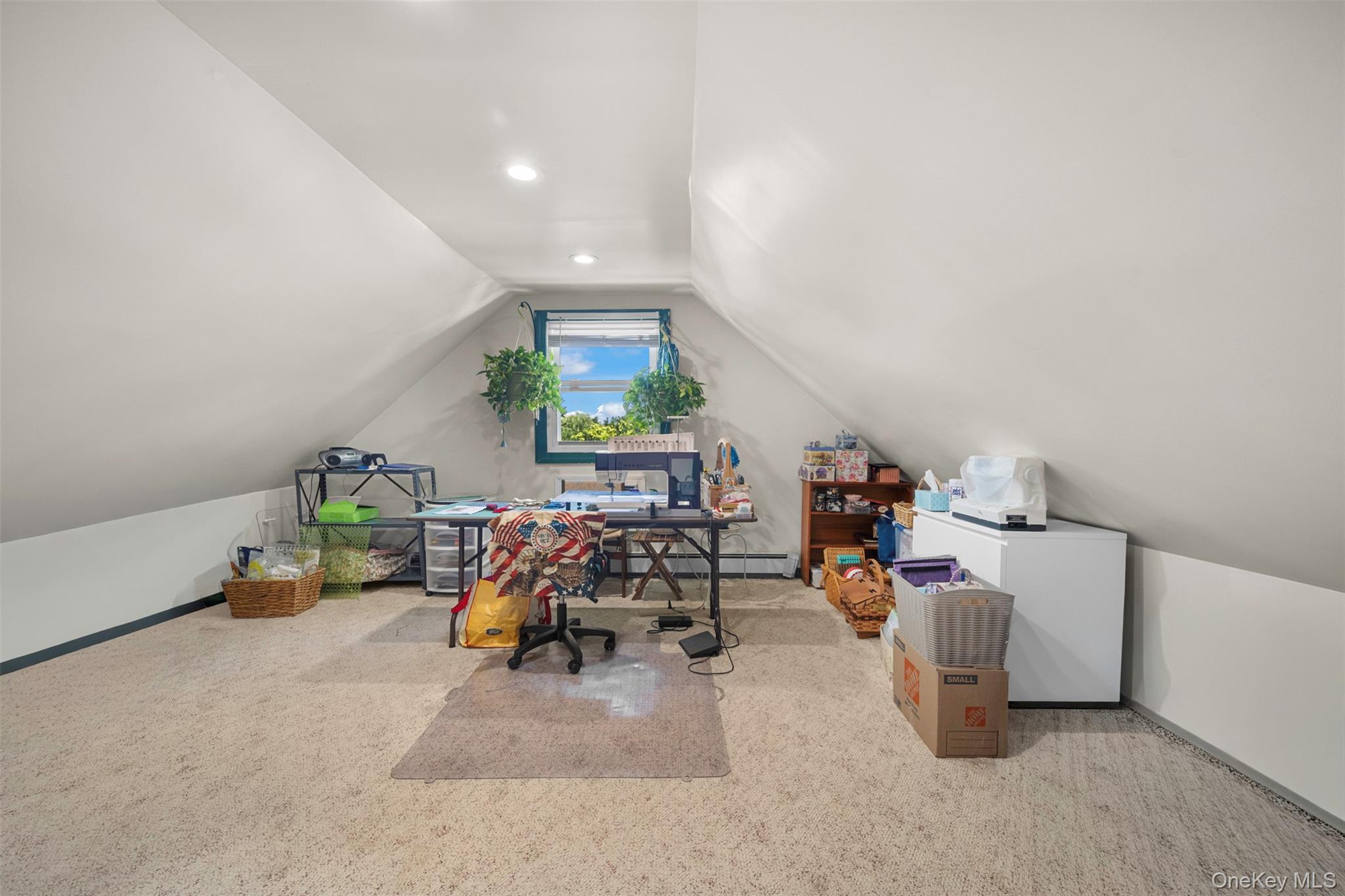 2389 Lindy Road Westbury, NY 11590 - Photo 25 of 41