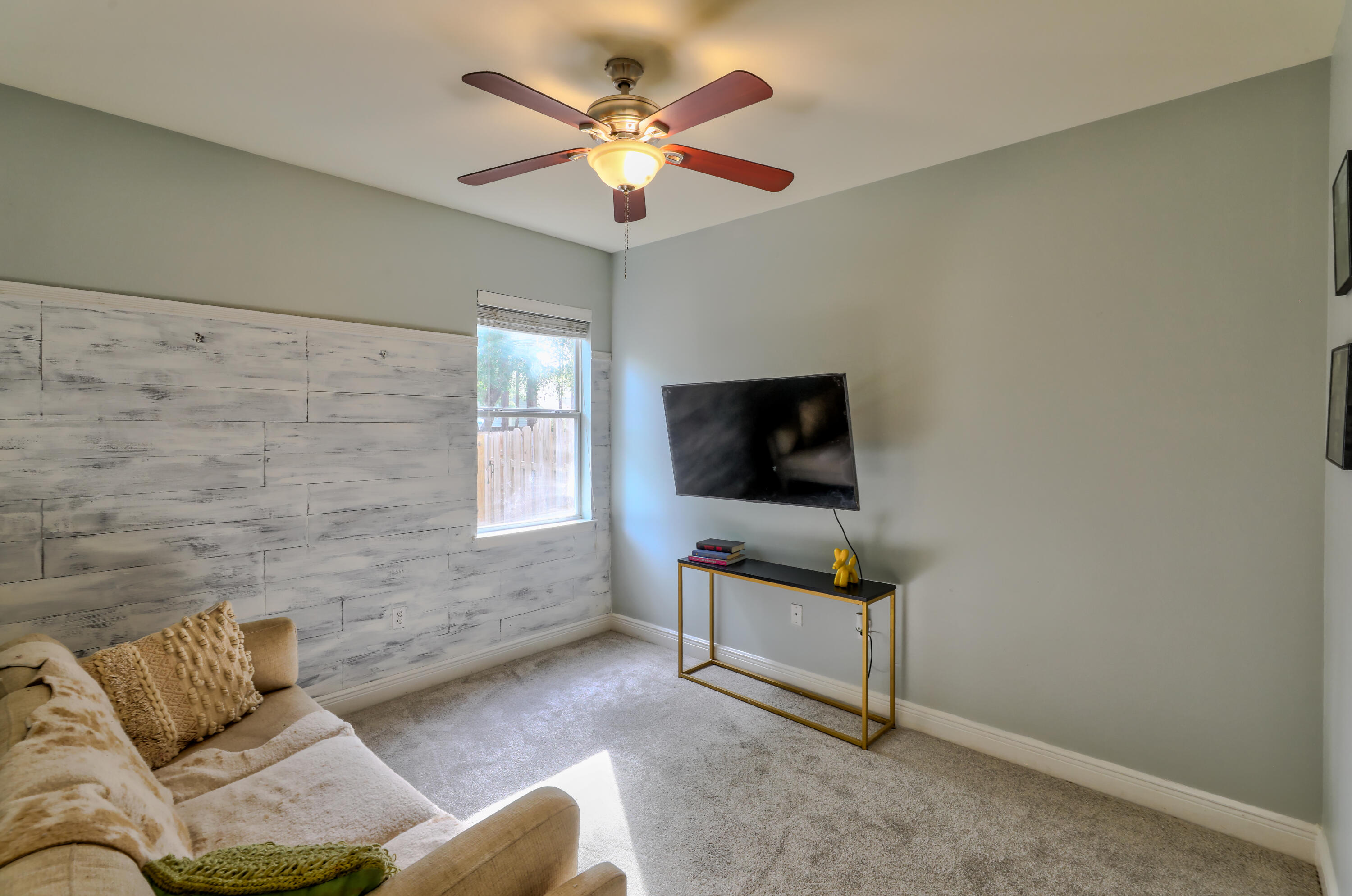 401 Symphony Way Freeport, FL 32439 - Photo 13 of 14 BHHB-47