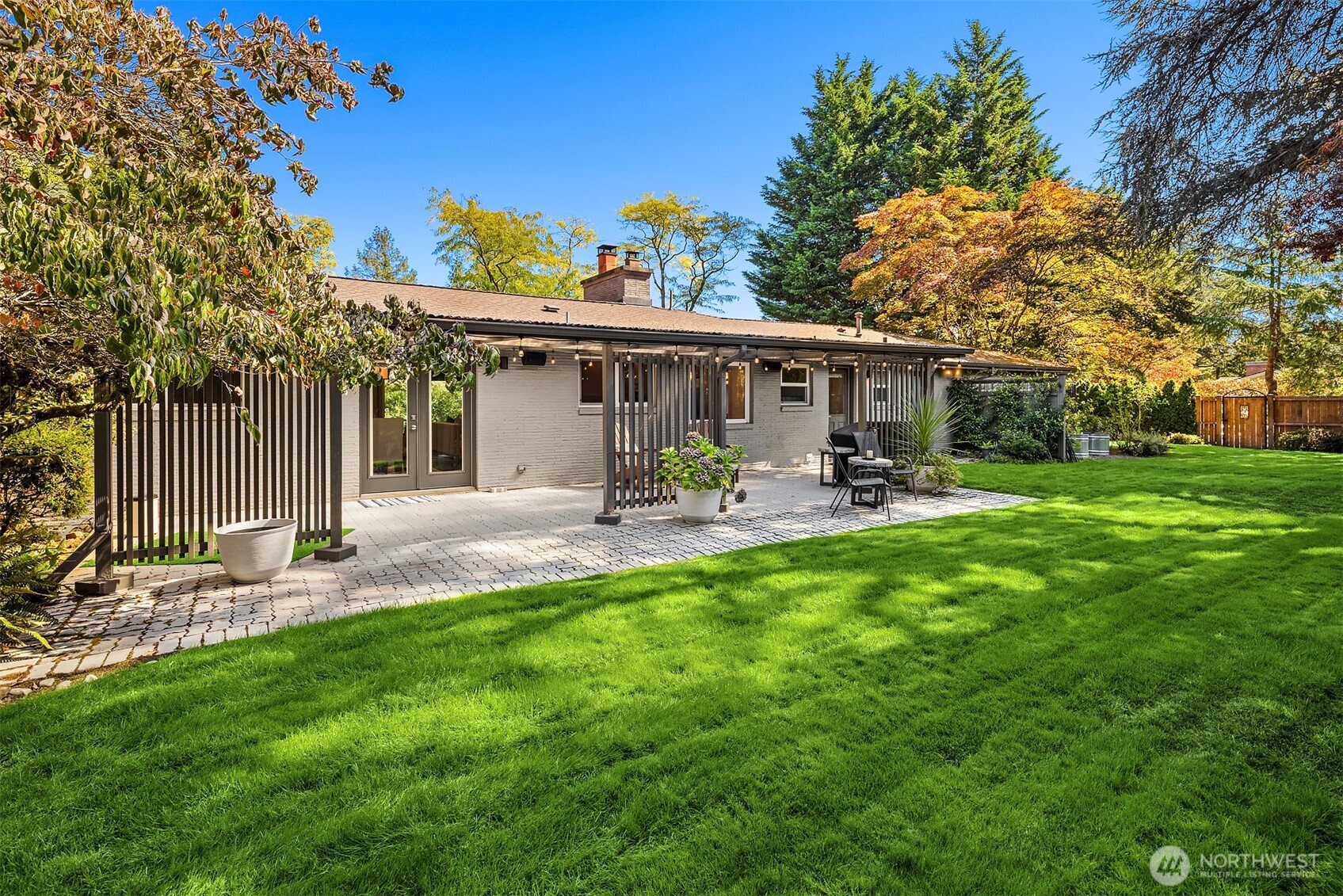 3001 Hunts Point Road Bellevue, WA 98004 - Photo 34 of 36 Gallery Image 34