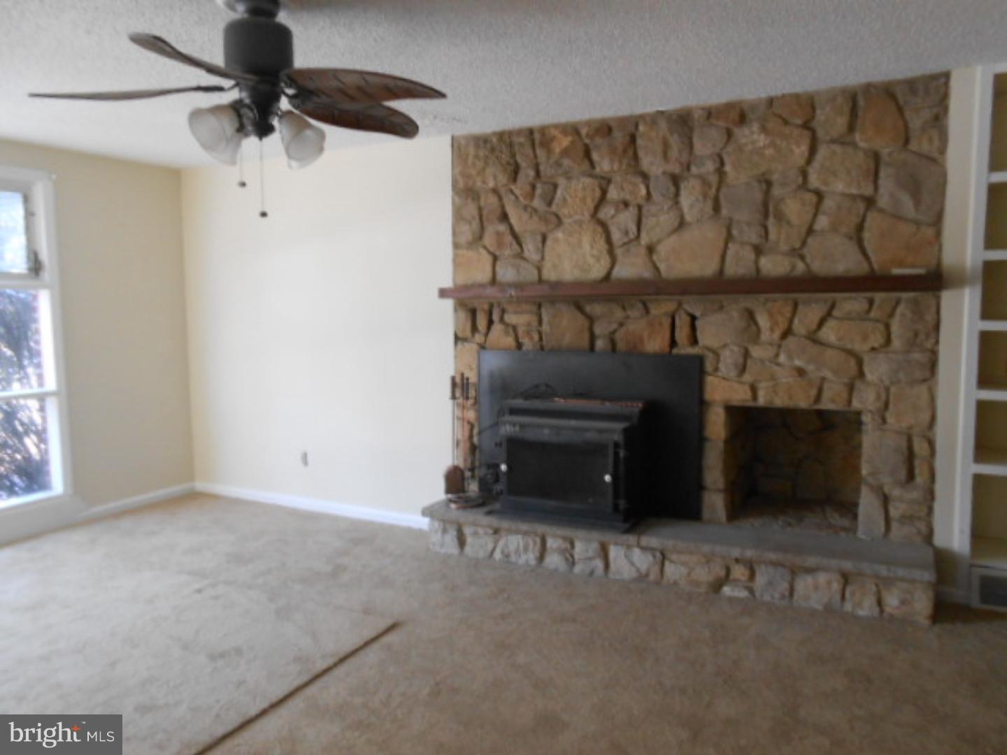 900 Forklanding Road Cinnaminson, NJ 08052 - Photo 4 of 7 Gallery Image 4