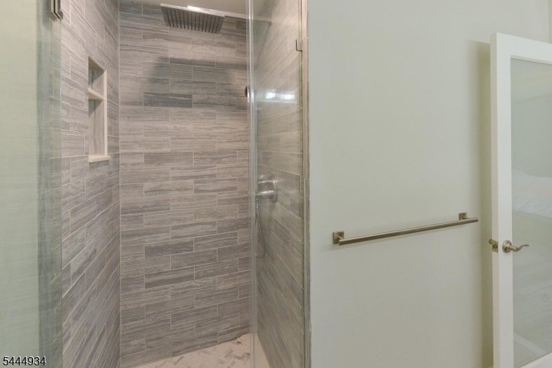 308 Federal Hill Road, Unit 308 Pompton Lakes, NJ 07442 - Photo 23 of 28