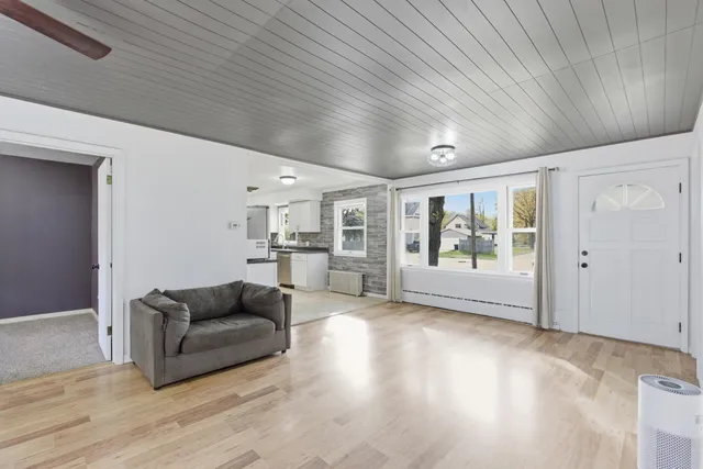 $294,900 | 112 Lincoln Avenue, Gaylord, MN 55334