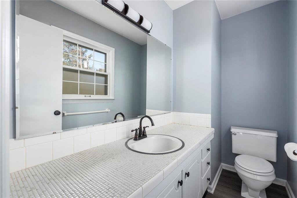 6459 Brokenhurst Road Indianapolis, IN 46220 - Photo 12 of 22 Gallery Image 12