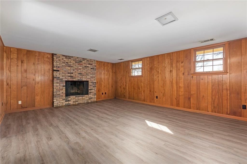 6459 Brokenhurst Road Indianapolis, IN 46220 - Photo 16 of 22 Gallery Image 16