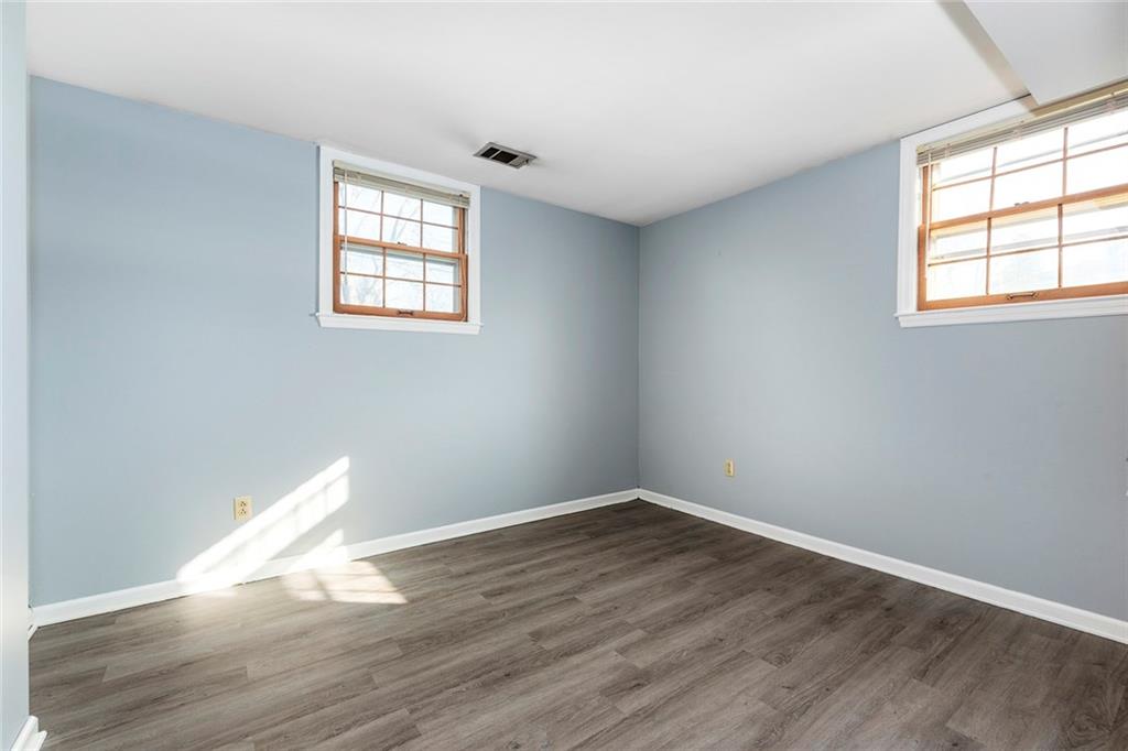 6459 Brokenhurst Road Indianapolis, IN 46220 - Photo 19 of 22 Gallery Image 19