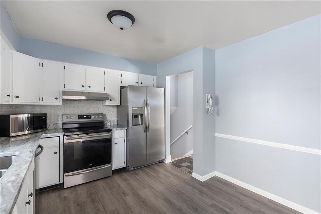 6459 Brokenhurst Road Indianapolis, IN 46220 - Photo 8 of 22 Gallery Image 8
