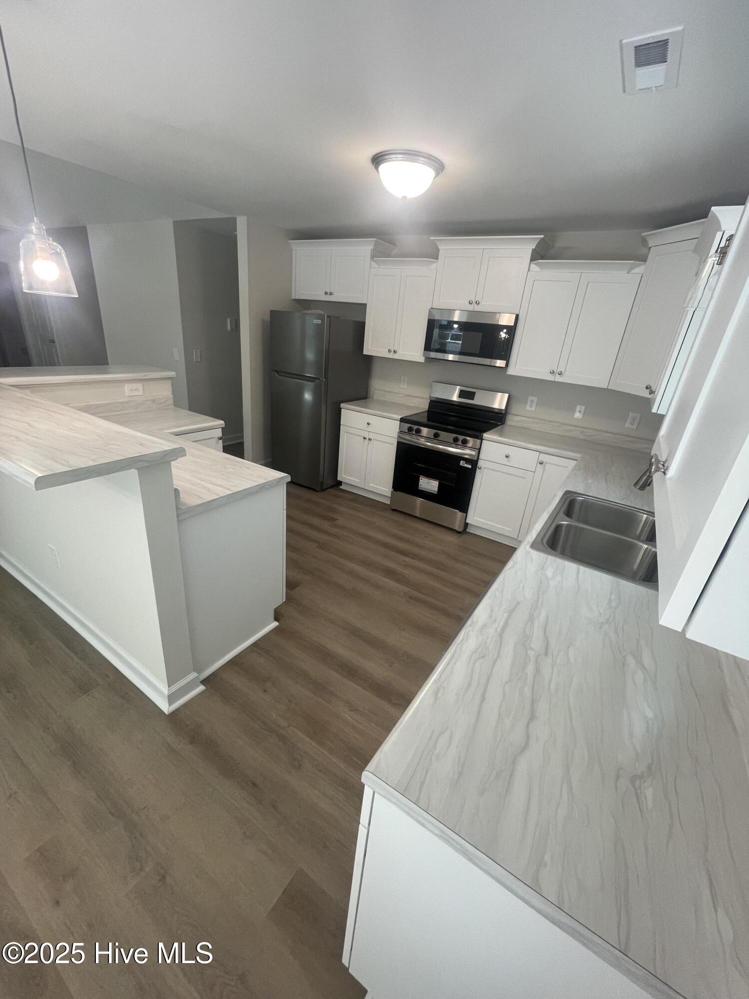 618 Walnut Drive Jacksonville, NC 28540 - Photo 19 of 23 IMG_3208