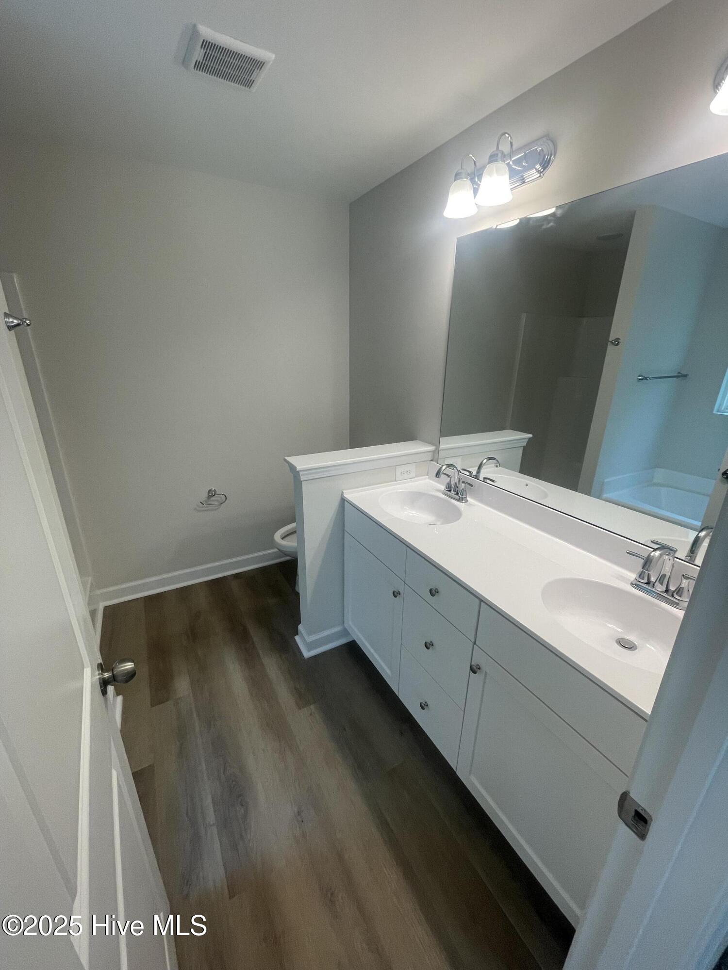 618 Walnut Drive Jacksonville, NC 28540 - Photo 9 of 23 IMG_3198