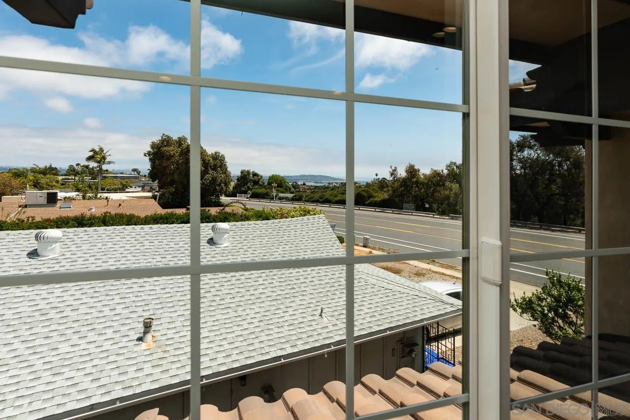 6271 Soledad Mountain Road La Jolla, CA 92037 - Photo 21 of 25