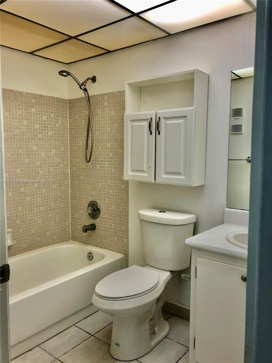 9753 West McNab Road, Unit 112 Tamarac, FL 33321 - Photo 17 of 20