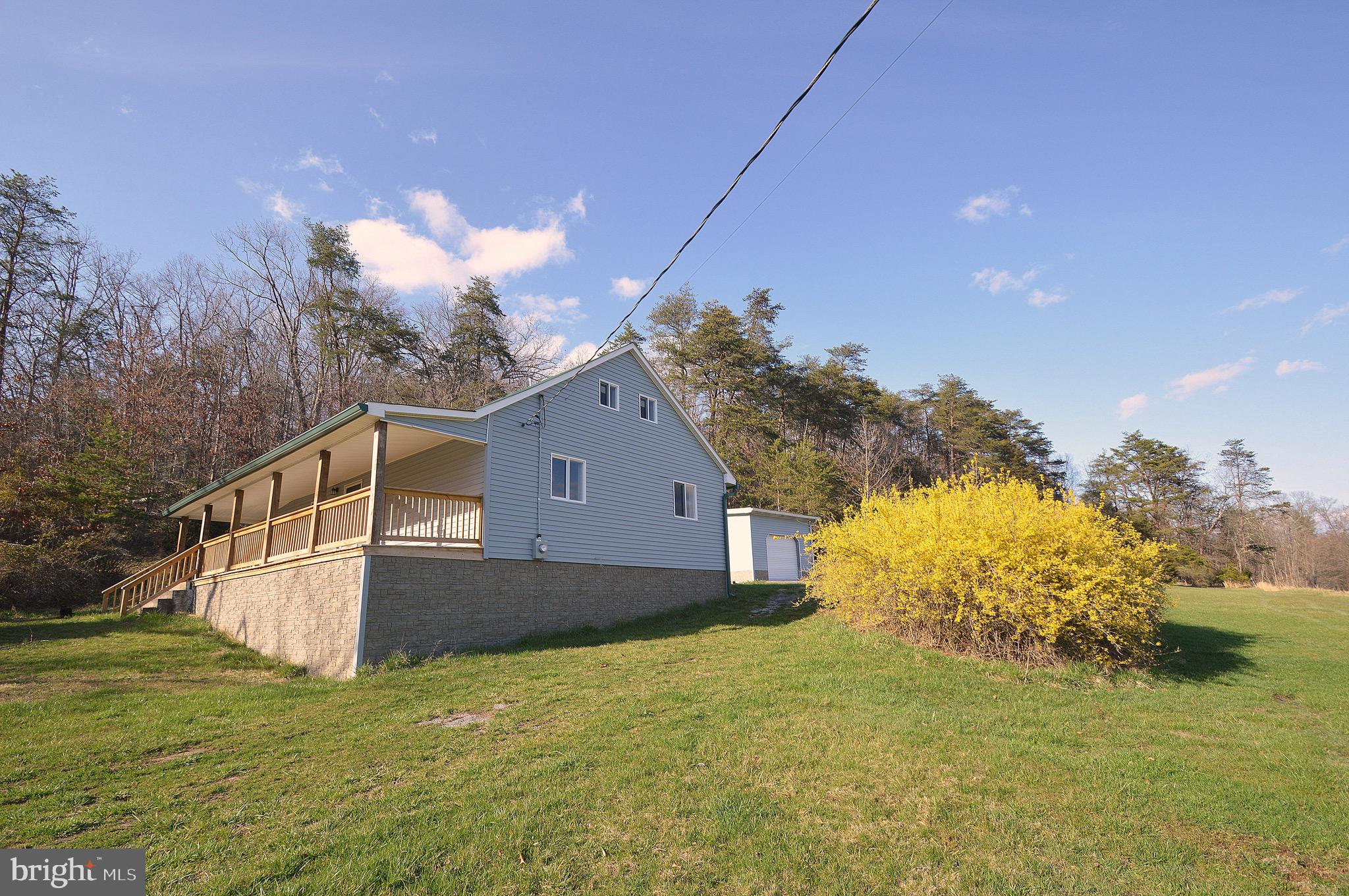 1015 Highland Ridge Road Berkeley Springs, WV 25411 - Photo 3 of 36 Gallery Image 3