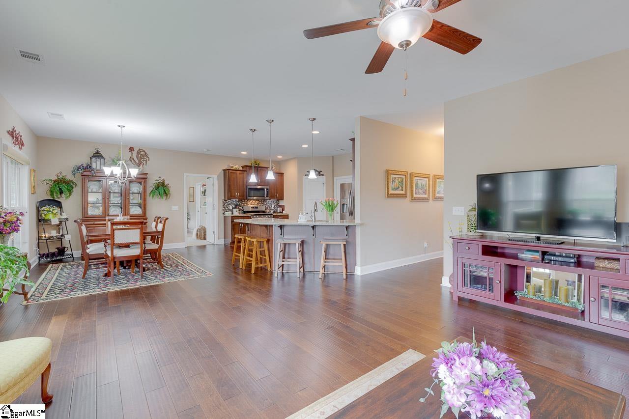 520 Garrett Street Fountain Inn, SC 29644 - Photo 6 of 31 Gallery Image 6