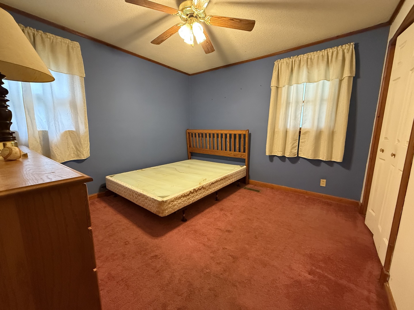 54 Apache Street Park Forest, IL 60466 - Photo 11 of 21 a bedroom with a bed and window