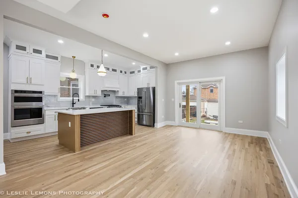 $719,900 | 1247 Scoville Avenue, Berwyn, IL 60402