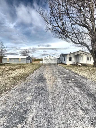 $129,090 | 8448 Center Road, Mount Morris, MI 48458