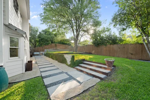 $550,000 | 6303 Waynesburg Cove, Austin, TX 78723