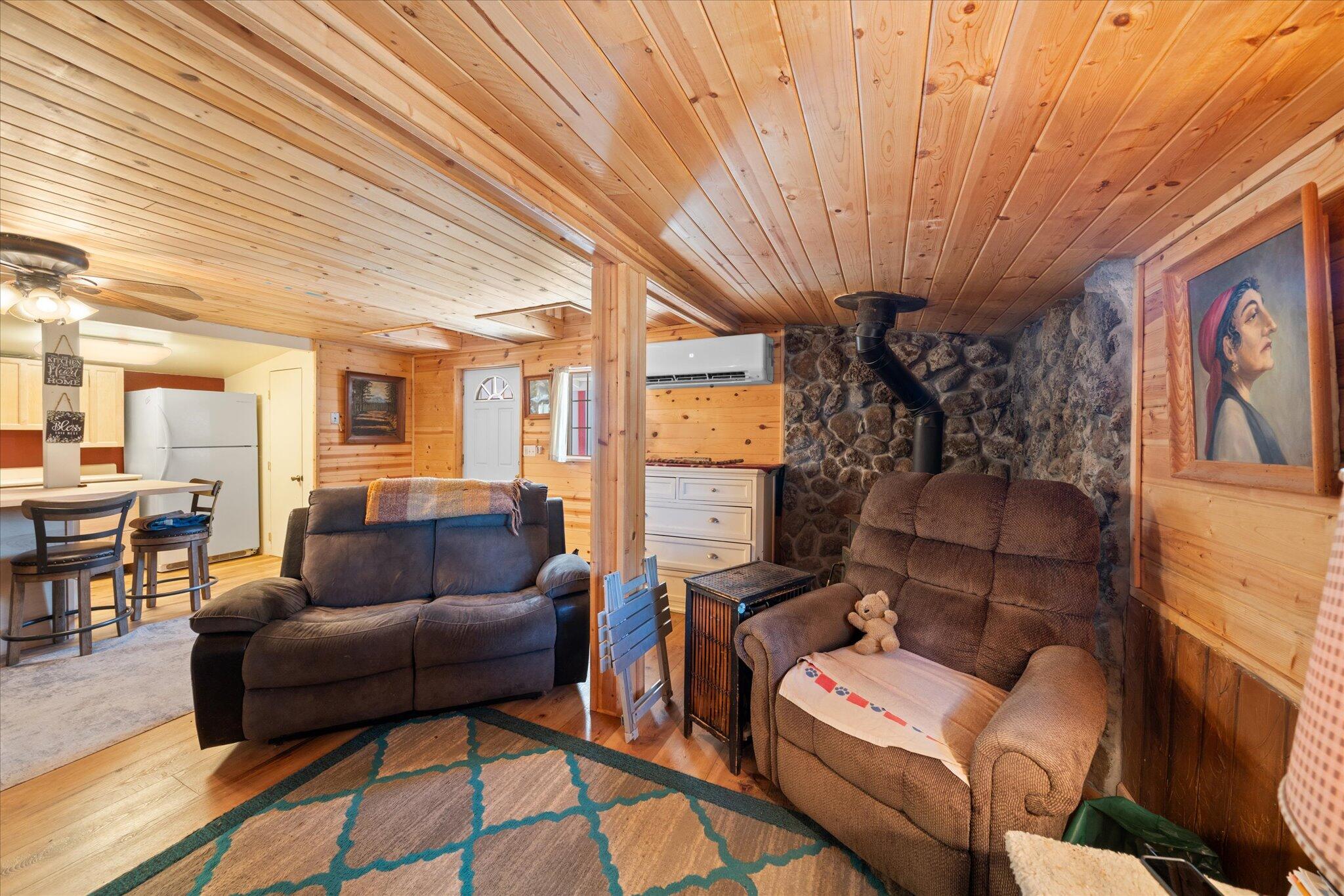 30075 Day Road McArthur, CA 96056 - Photo 4 of 37 06-BiggerFlow Real Estate Media-4