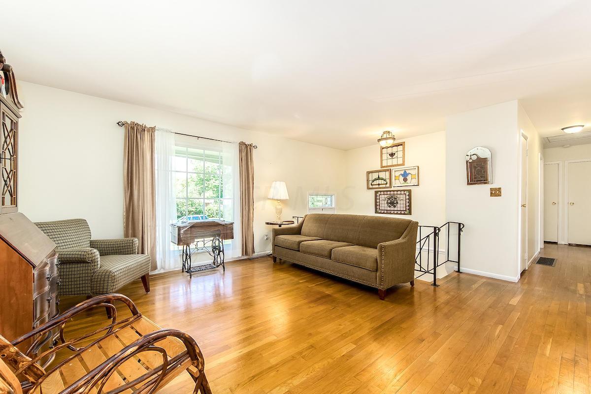 4412 Kenfield Road Columbus, OH 43224 - Photo 12 of 25 Gallery Image 12