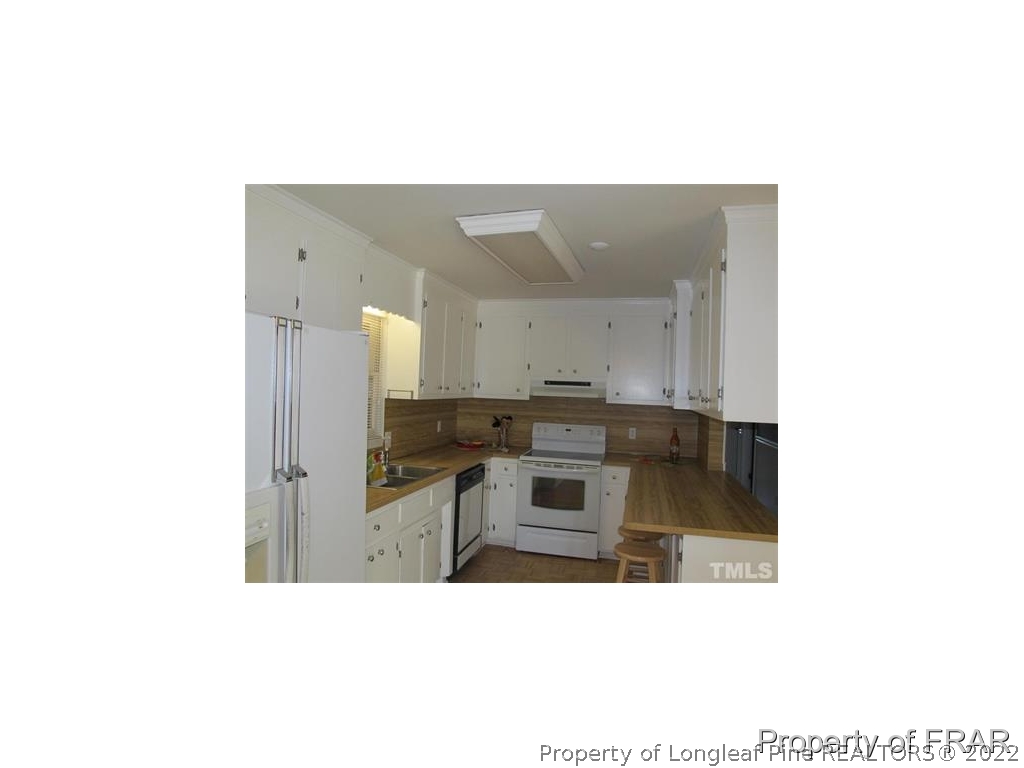 512 Old Stage Road North Coats, NC 27521 - Photo 7 of 18 Gallery Image 7
