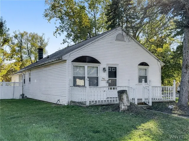 $220,000 | 999 Sherwood Court, Cheektowaga, NY 14043