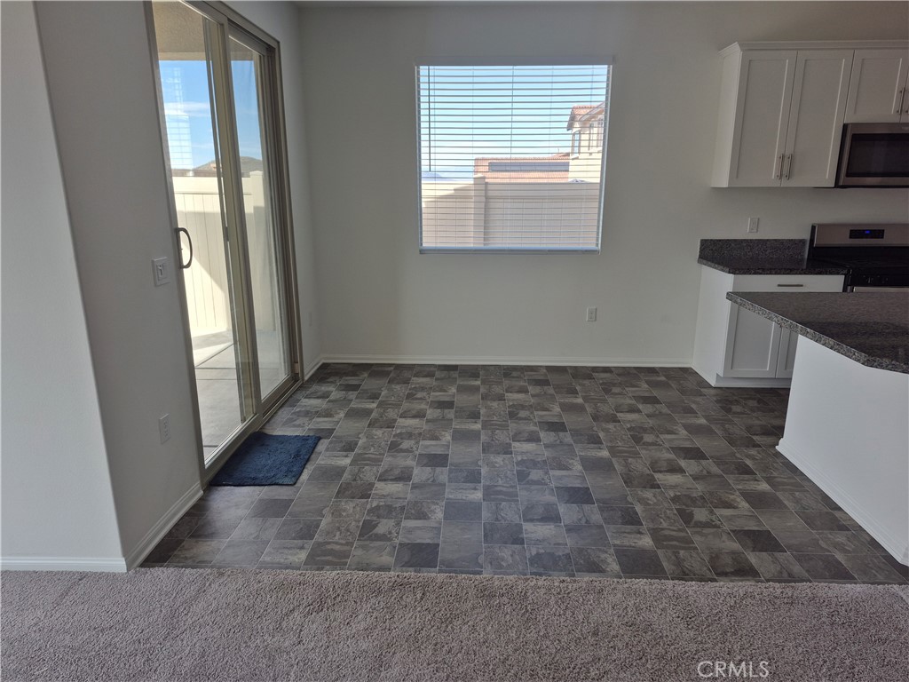 27191 Denali Peak Road Menifee, CA 92586 - Photo 6 of 19