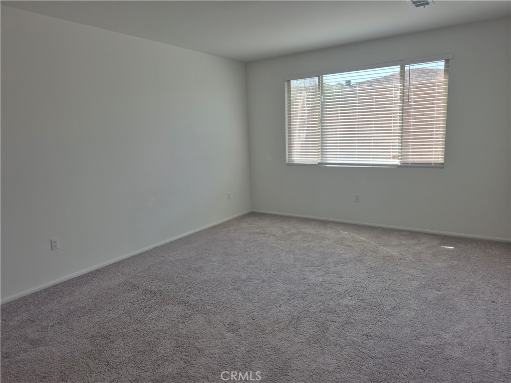 27191 Denali Peak Road Menifee, CA 92586 - Photo 8 of 19