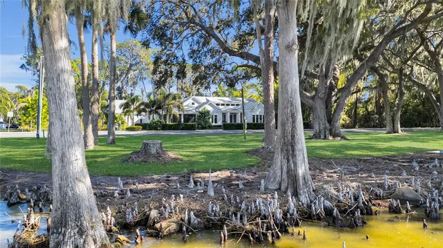 $1,500,000 | 801 Lakeshore Drive, Eustis, FL 32726