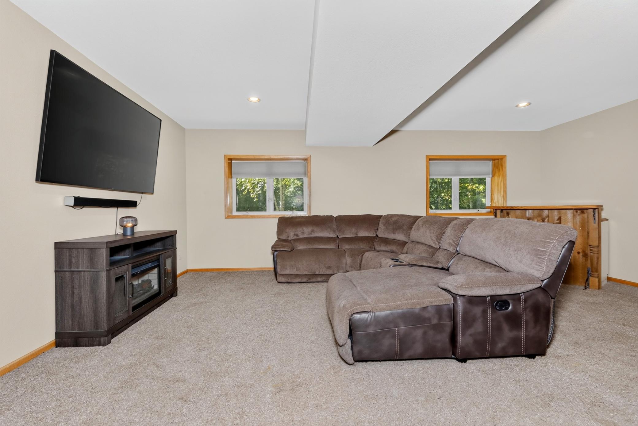112 Bay Road Coleraine, MN 55722 - Photo 18 of 47 Gallery Image 18